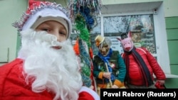 Новогоднее настроение в Евпатории. В городе началась череда новогодних гуляний (фотогалерея)